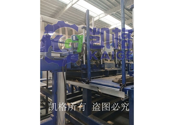 巖棉板整套生產(chǎn)線用減速機7