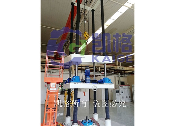 中航飛機起落架油缸磨損實驗架1